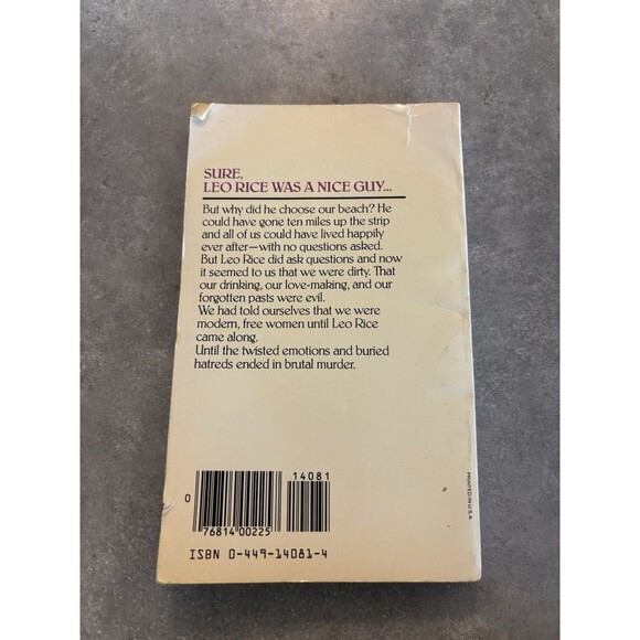 The Beach Girls By John Macdonald VTG 1959 1st Fawcett Gold Medal Printing PB - Picture 2 of 3